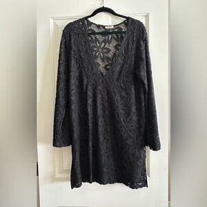 NEW Never Worn Black Lace Floral Tunic or Cover Up Sz 16. Smoke free home.
